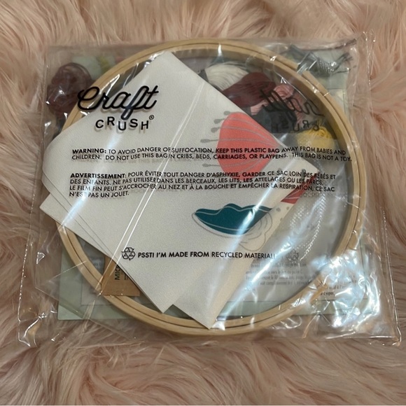 Fabfitfun Winter Flower Embroidery Kit - Picture 5 of 6